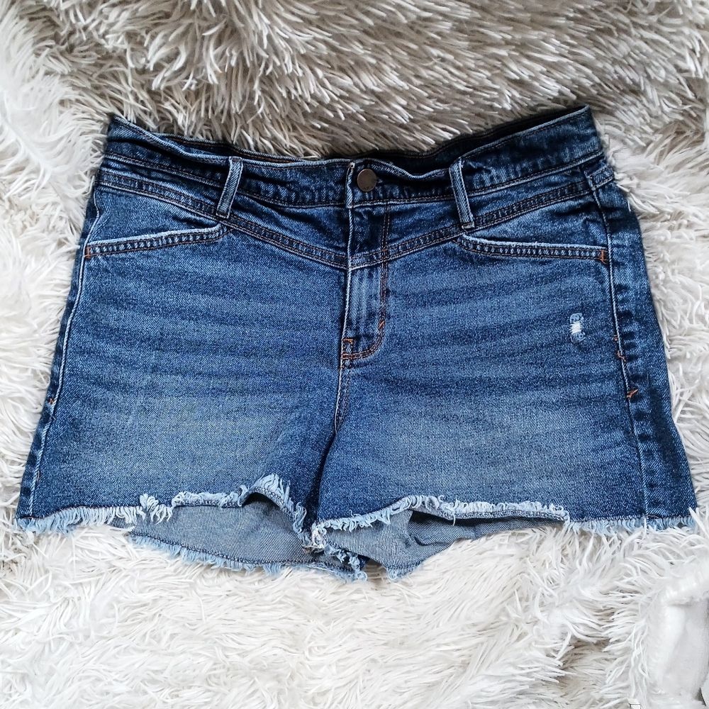 a.n.a. denim shorts Size 10 High Rise a new approach